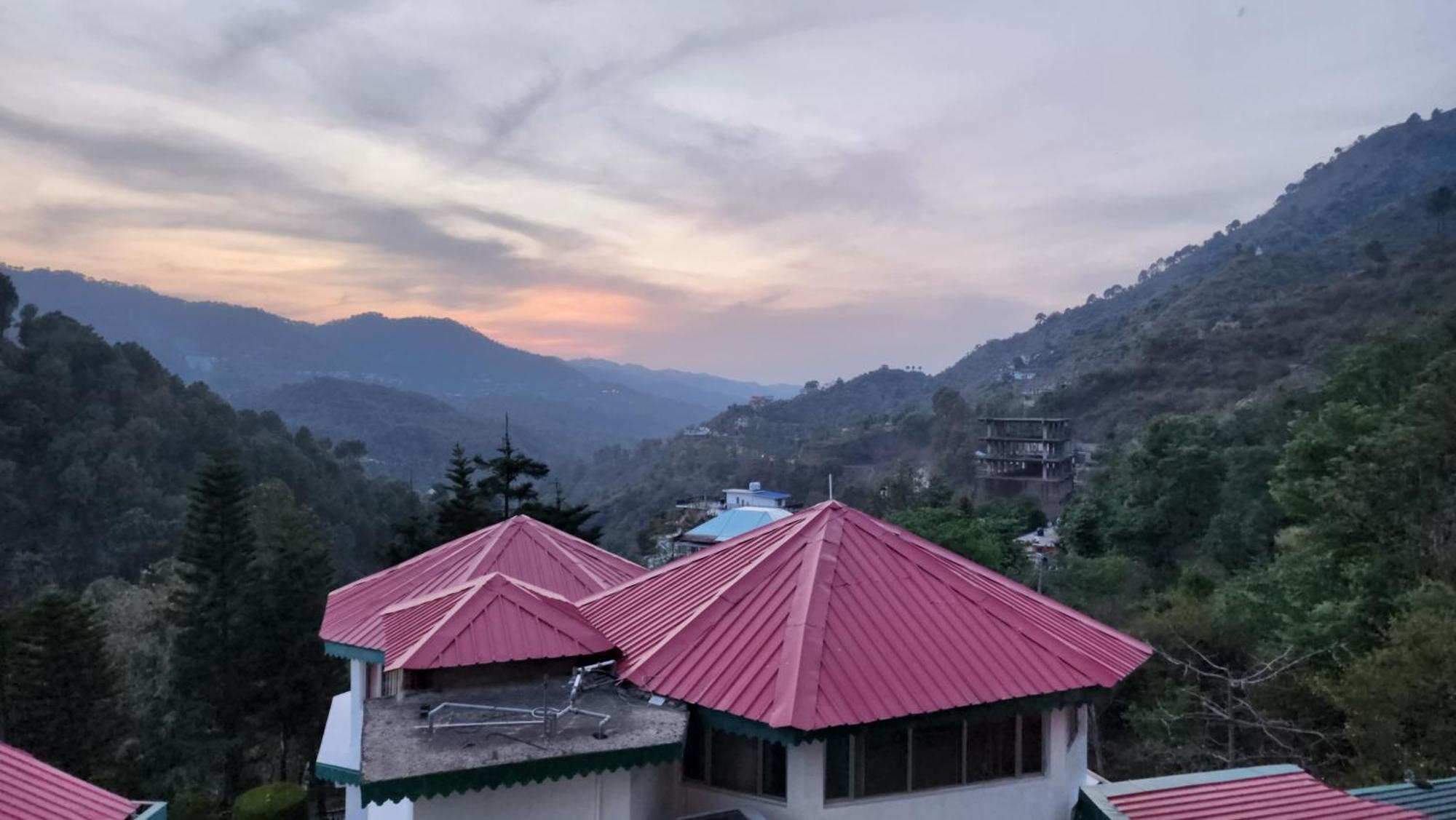 Hotel Royal Ark - Kasauli Exterior foto